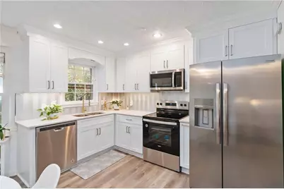 6428 Paradise Point Road, Flowery Branch, GA 30542 - Photo 5