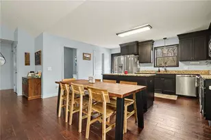 368 Mountain Creek Ln, Maysville, GA 30558 - Photo 9