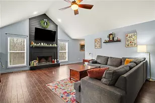 368 Mountain Creek Ln, Maysville, GA 30558 - Photo 7