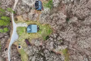 368 Mountain Creek Ln, Maysville, GA 30558 - Photo 3