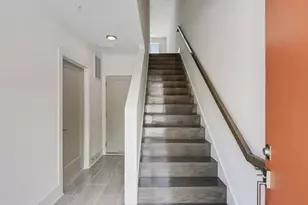 53 Reynolds Square Ln, Atlanta, GA 30307 - Photo 9