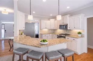 619 Richmond Pl, Loganville, GA 30052 - Photo 9