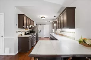 165 Riverchase Dr, Woodstock, GA 30188 - Photo 7