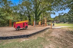 1963 Headland Dr, East Point, GA 30344 - Photo 19