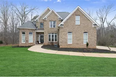 318 Waterford Circle, Cornelia, GA 30531 - Photo 1