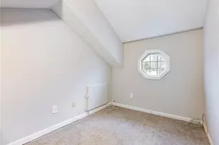 6650 Lake Run Dr, Flowery Branch, GA 30542 - Photo 43