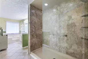 6650 Lake Run Dr, Flowery Branch, GA 30542 - Photo 29