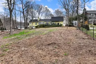 6650 Lake Run Dr, Flowery Branch, GA 30542 - Photo 55