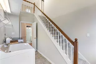 6650 Lake Run Dr, Flowery Branch, GA 30542 - Photo 41