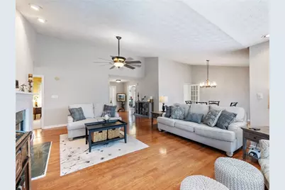 6650 Lake Run Drive, Flowery Branch, GA 30542 - Photo 3