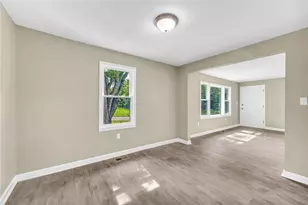 266 Randall St, Lavonia, GA 30553 - Photo 7