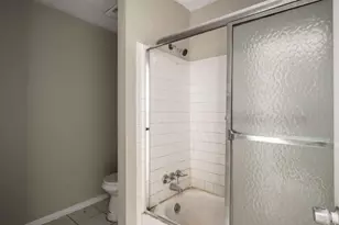 3254 Strawberry Ln, Decatur, GA 30034 - Photo 17