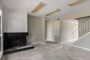 3254 Strawberry Ln, Decatur, GA 30034 - Photo 7