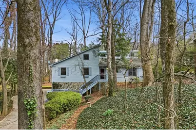 2490 Stoney Brook Lane NE, Marietta, GA 30062 - Photo 1