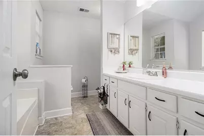 230 Laurel Way, Covington, GA 30016 - Photo 9