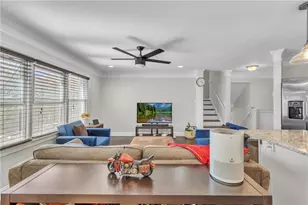 2363 Oakridge Ct, Decatur, GA 30032 - Photo 9