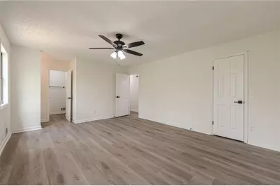221 Little Brook Lane, Woodstock, GA 30188 - Photo 13