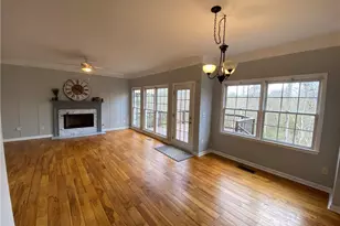 5176 Shotwell St, Woodstock, GA 30188 - Photo 9