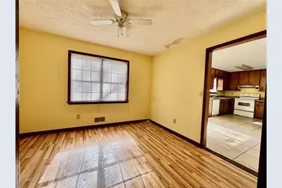 5615 Pennybrook Court, Stone Mountain, GA 30087 - Photo 5