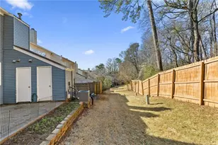 3982 Hancock Cir, Atlanta, GA 30340 - Photo 27