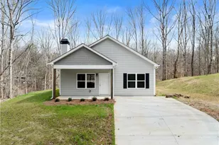 97 Hawks Ridge Ct, Cleveland, GA 30528 - Photo 5
