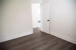 3985 Lindsey Dr, Decatur, GA 30035 - Photo 11