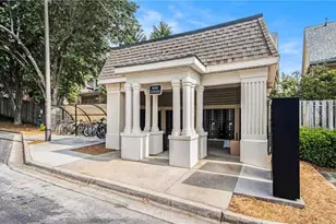 2657 Lenox Road NE, Atlanta, GA 30324 - Photo 21