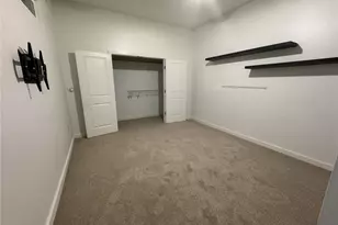 250 Pharr Rd NE, Atlanta, GA 30305 - Photo 13