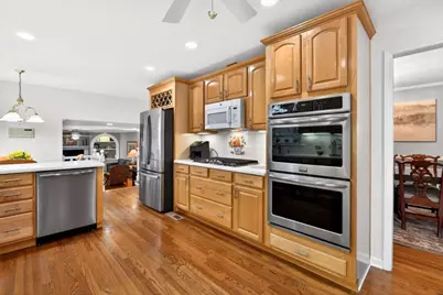 5370 Grenoble Court, Dunwoody, GA 30360 - Photo 5