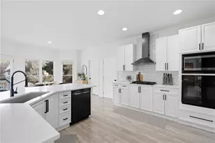 167 Laurel Way, Woodstock, GA 30188 - Photo 9