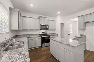 294 Friendship Oak Wy, Hampton, GA 30228 - Photo 3