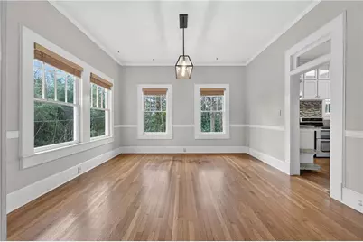 304 E Jackson Street, Buford, GA 30518 - Photo 7