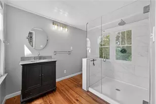 304 E Jackson St, Buford, GA 30518 - Photo 17