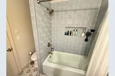 28 Old Ivy Square NE, Atlanta, GA 30342 - Photo 13