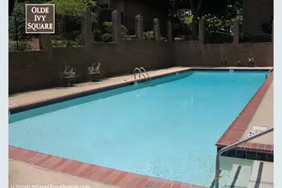 28 Old Ivy Square NE, Atlanta, GA 30342 - Photo 19