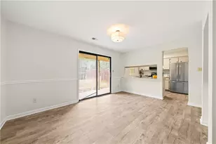 1998 Cheatham Woods Dr SW, Marietta, GA 30008 - Photo 15