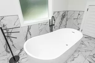 4056 Ashford Dunwoody Rd NE, Brookhaven, GA 30319 - Photo 61