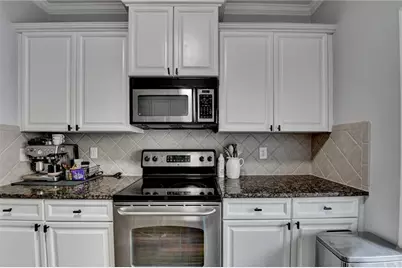 1169 Liberty Parkway NW, Atlanta, GA 30318 - Photo 17