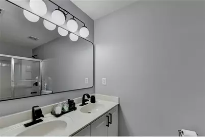 1169 Liberty Parkway NW, Atlanta, GA 30318 - Photo 35