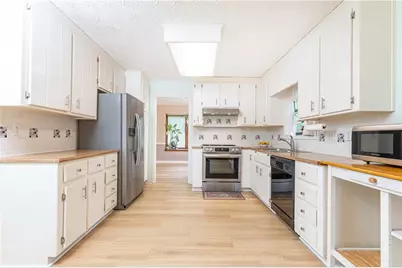 2261 Ravenwood Trail, Marietta, GA 30066 - Photo 15