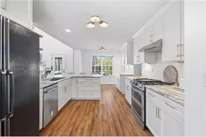 6410 Glen Brooke Drive, Cumming, GA 30028 - Photo 9