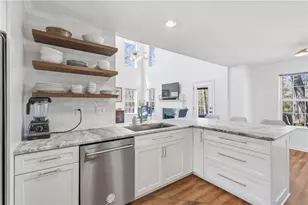 6410 Glen Brooke Dr, Cumming, GA 30028 - Photo 11