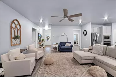 115 Creekside Bluff Way, Auburn, GA 30011 - Photo 7