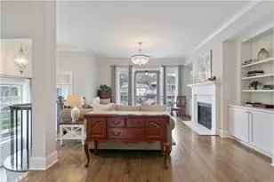 1135 Cordia Ave NW, Atlanta, GA 30318 - Photo 9