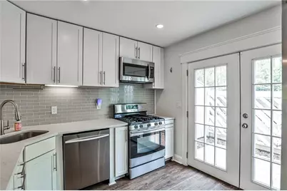 2302 Colonial Drive NE, Brookhaven, GA 30319 - Photo 11