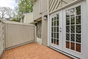 2302 Colonial Dr NE, Brookhaven, GA 30319 - Photo 19