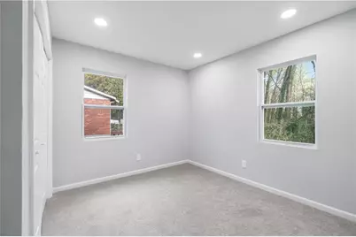 1357 Plaza Ave SW, Atlanta, GA 30310 - Photo 11