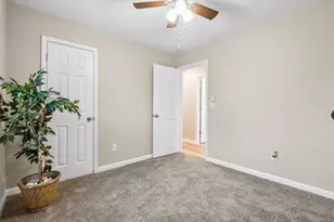 6035 Creekford Dr, Lithonia, GA 30058 - Photo 17