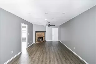 735 Oak Dr, Hapeville, GA 30354 - Photo 31