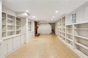 3647 Cloudland Dr NW, Atlanta, GA 30327 - Photo 29